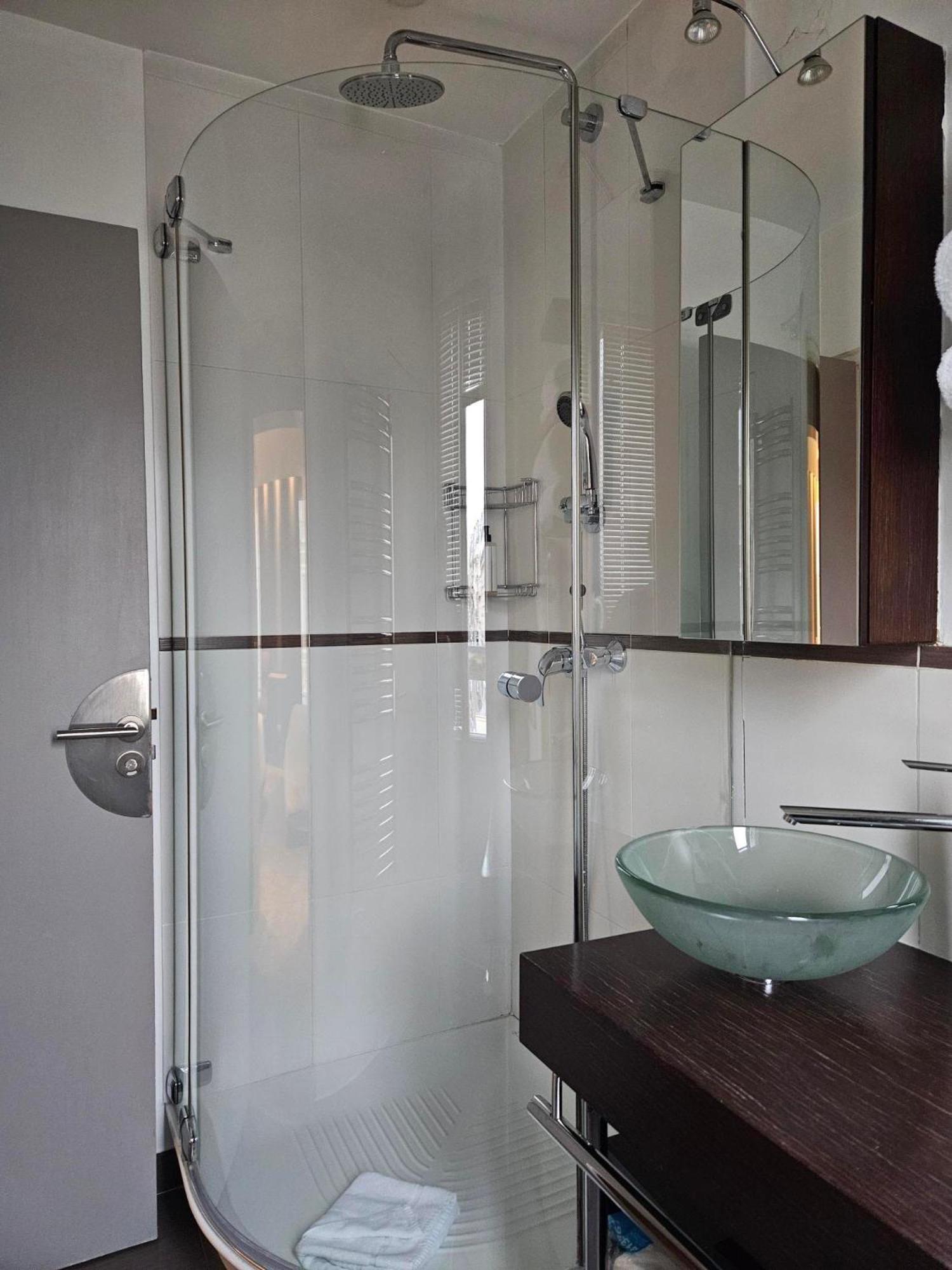 L'Annexe Apolonia Montmartre Aparthotel Париж Екстериор снимка