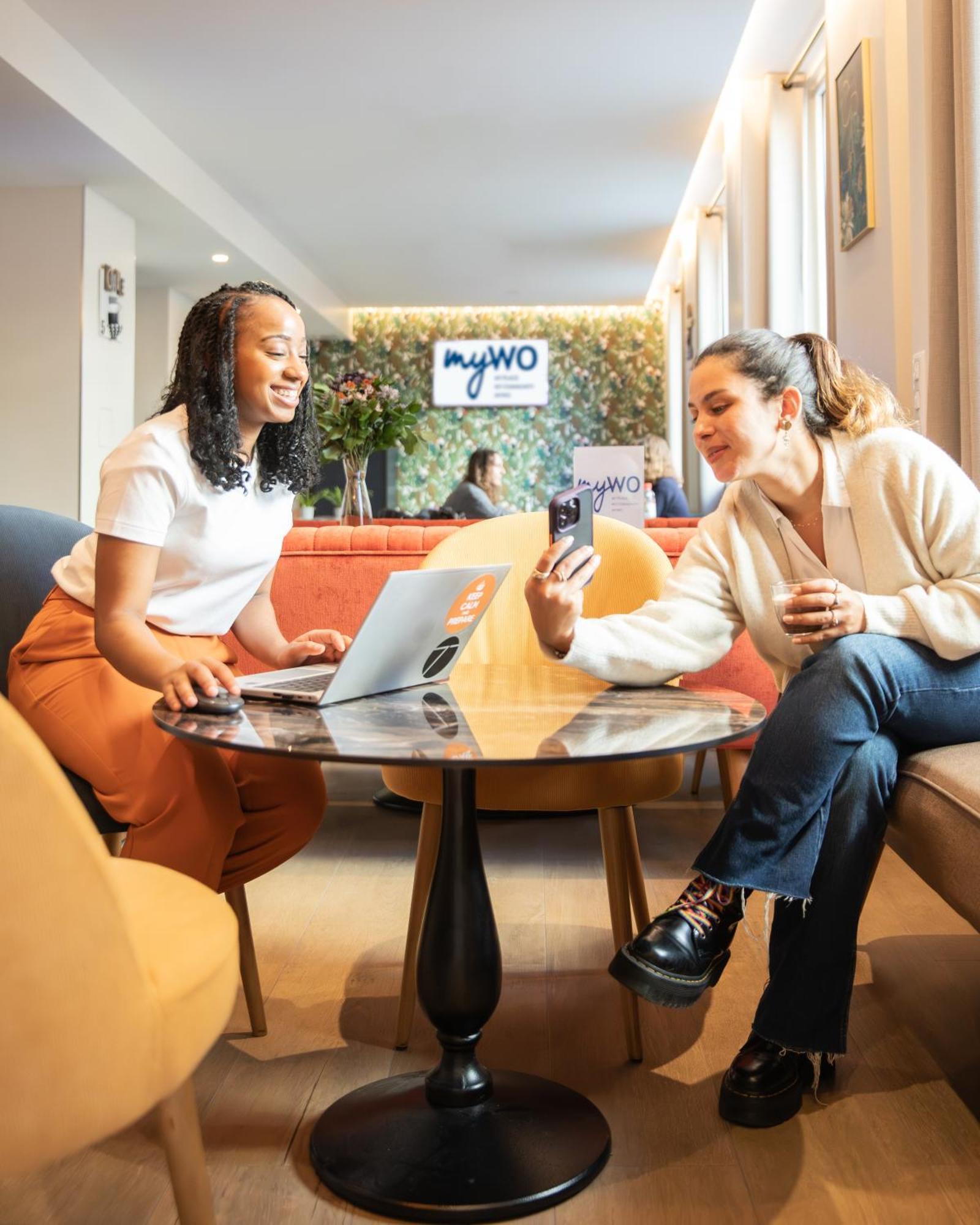 L'Annexe Apolonia Montmartre Aparthotel Париж Екстериор снимка
